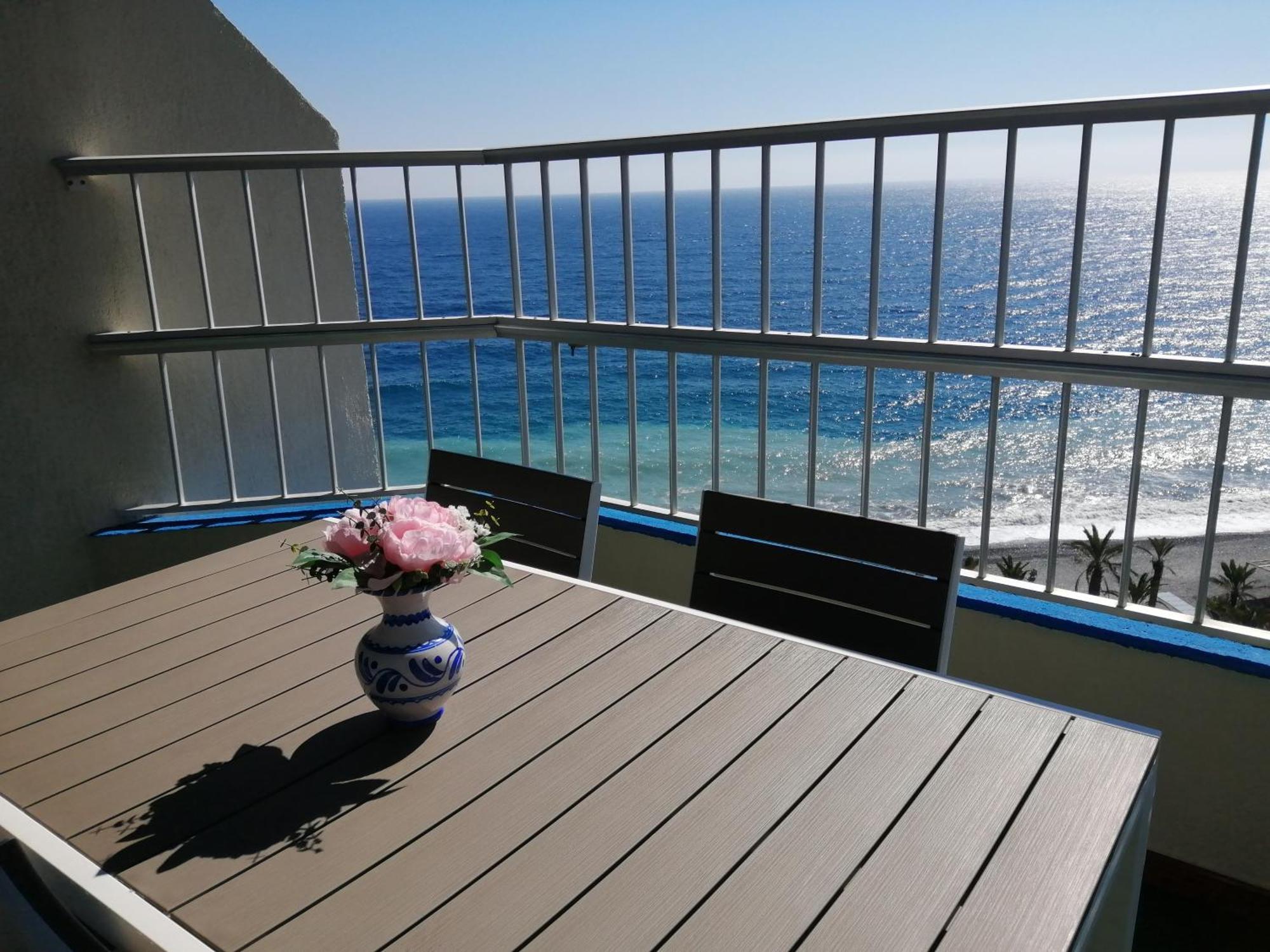 Bonito Piso En Primera Linea De Playa Almuñécar Exterior foto
