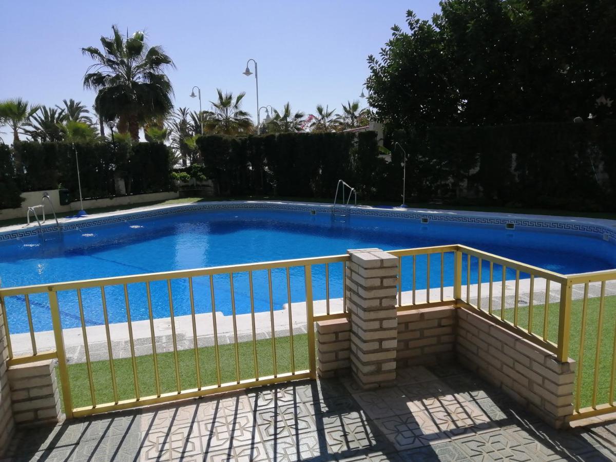 Bonito Piso En Primera Linea De Playa Almuñécar Exterior foto